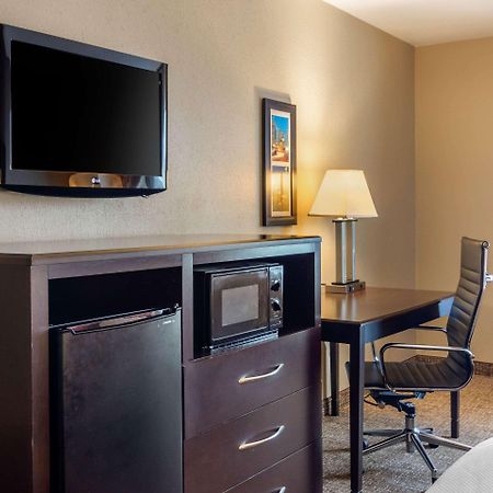 Comfort Inn & Suites Perry National Fairgrounds Area Экстерьер фото